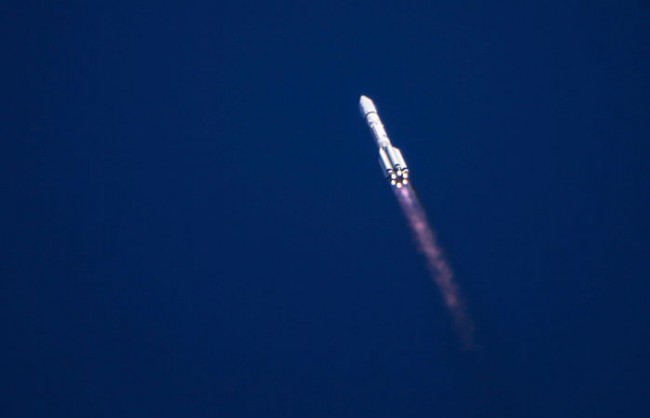 Фото - С Байконура запущен «Протон-М» со спутником связи